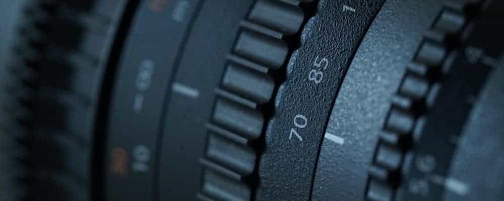 8808
